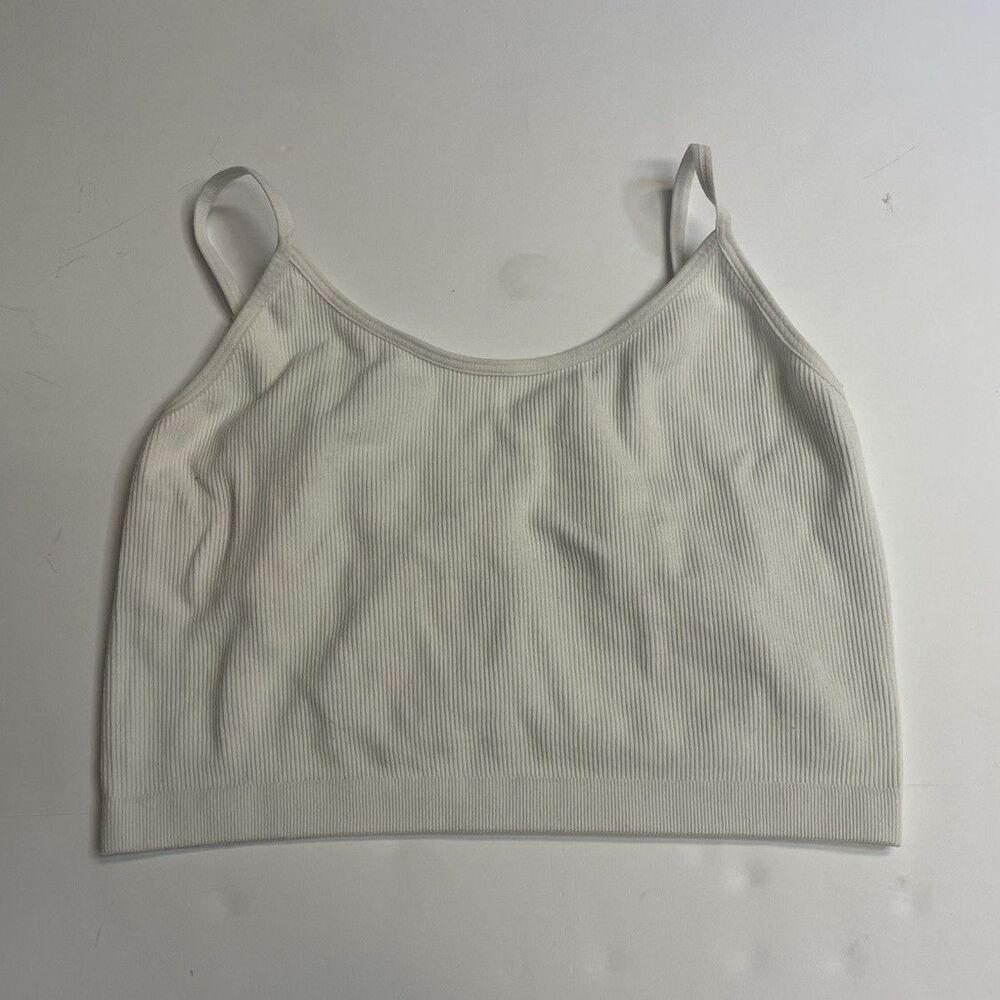 Bozzolo White Seamless Wireless Sports Bra M/L Pullover Low Support Knit
